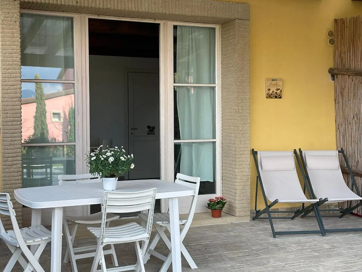 Appartamenti Teresa & Adele, 2 Km Dal Mare, 2 Bagni, Giardino Recintato, Wifi, Posto Auto Cecina